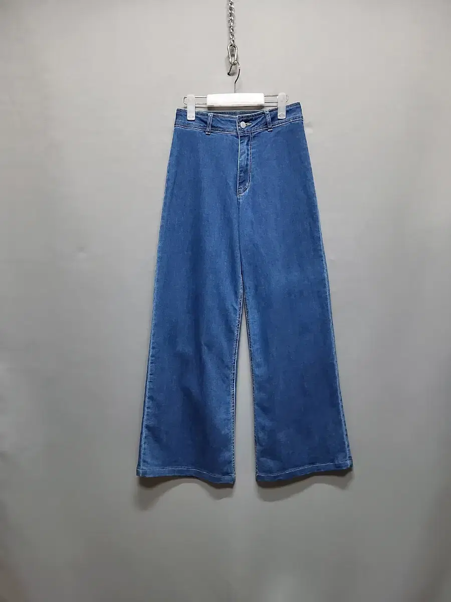 New] Hug Your Skin Rilakkuma Washed Jeans S on Bunjang